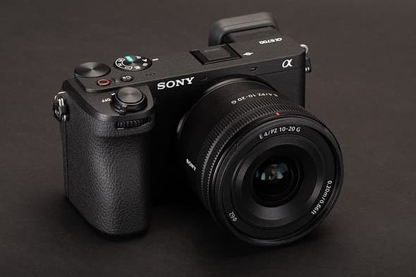 Sony A6700