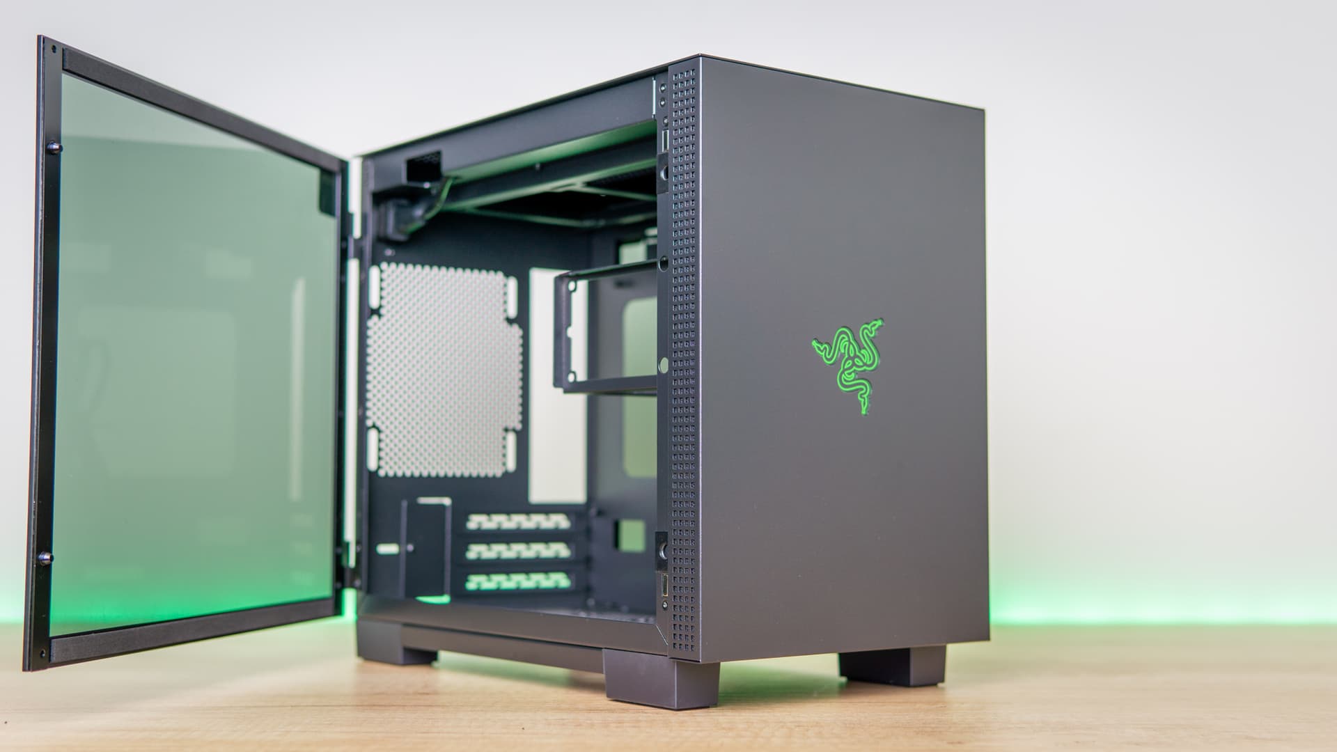Razer Tomahawk
