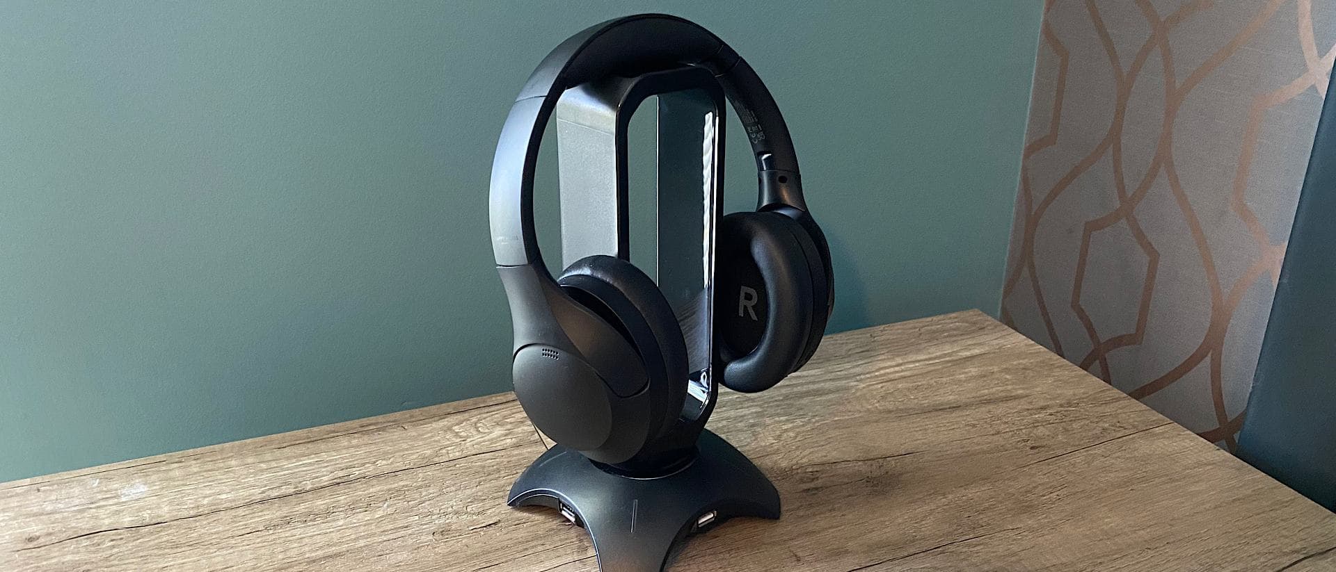 Happy Plugs Play Pro