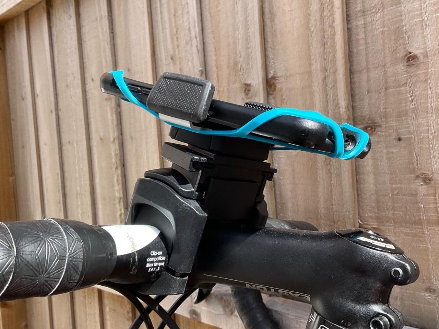 Thule Smartphone Bike Mount