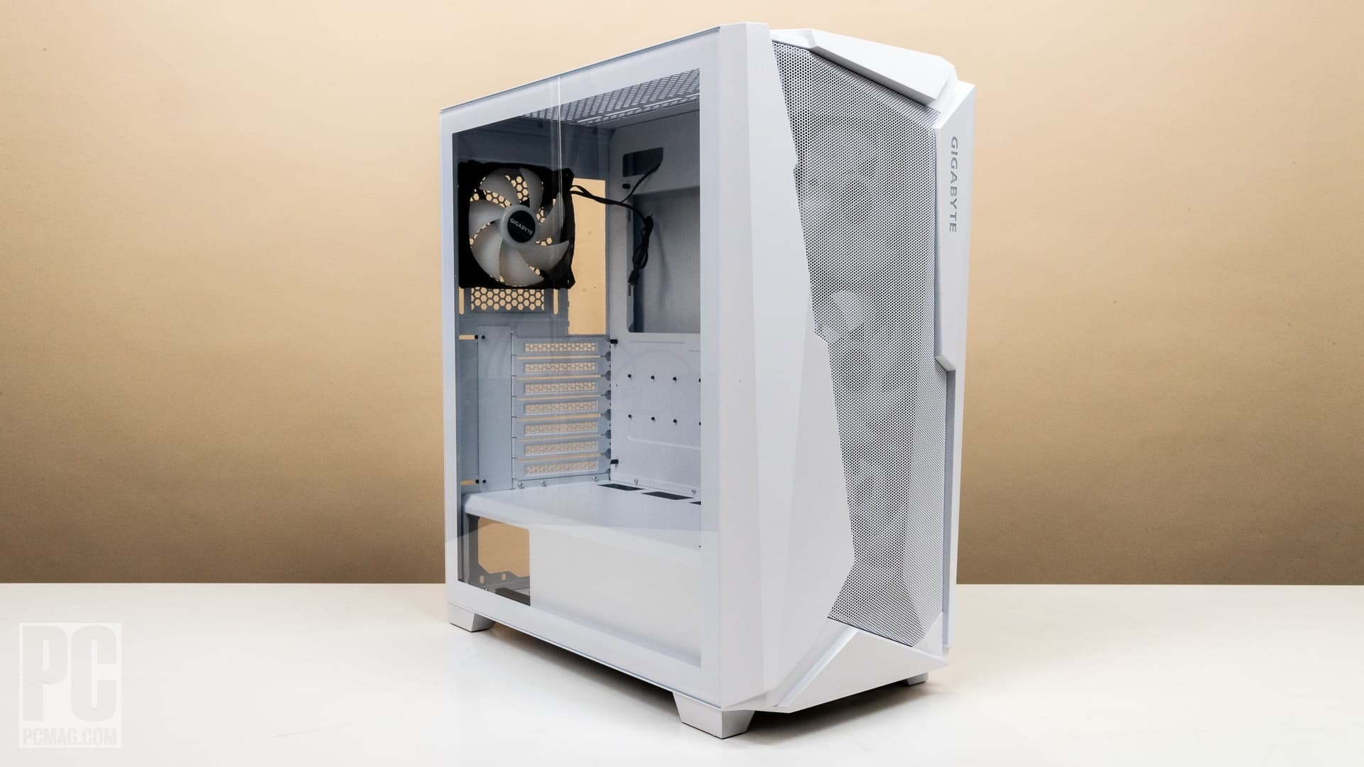 Gigabyte C301