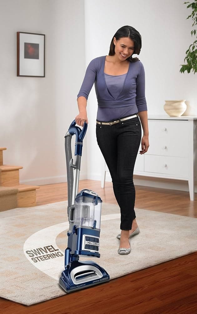 Shark Navigator Lift Away Deluxe Upright Vacuum