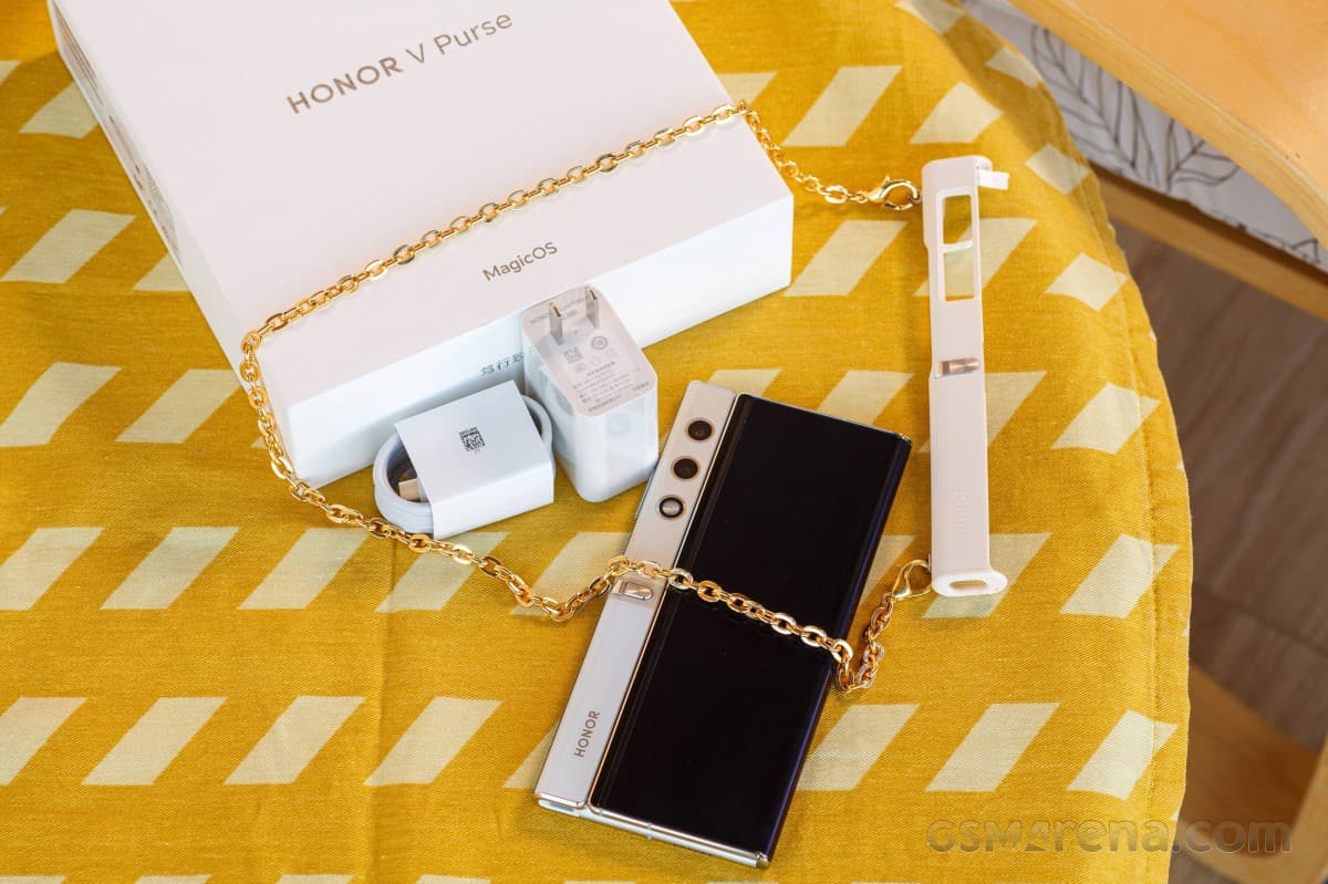 Honor V Purse