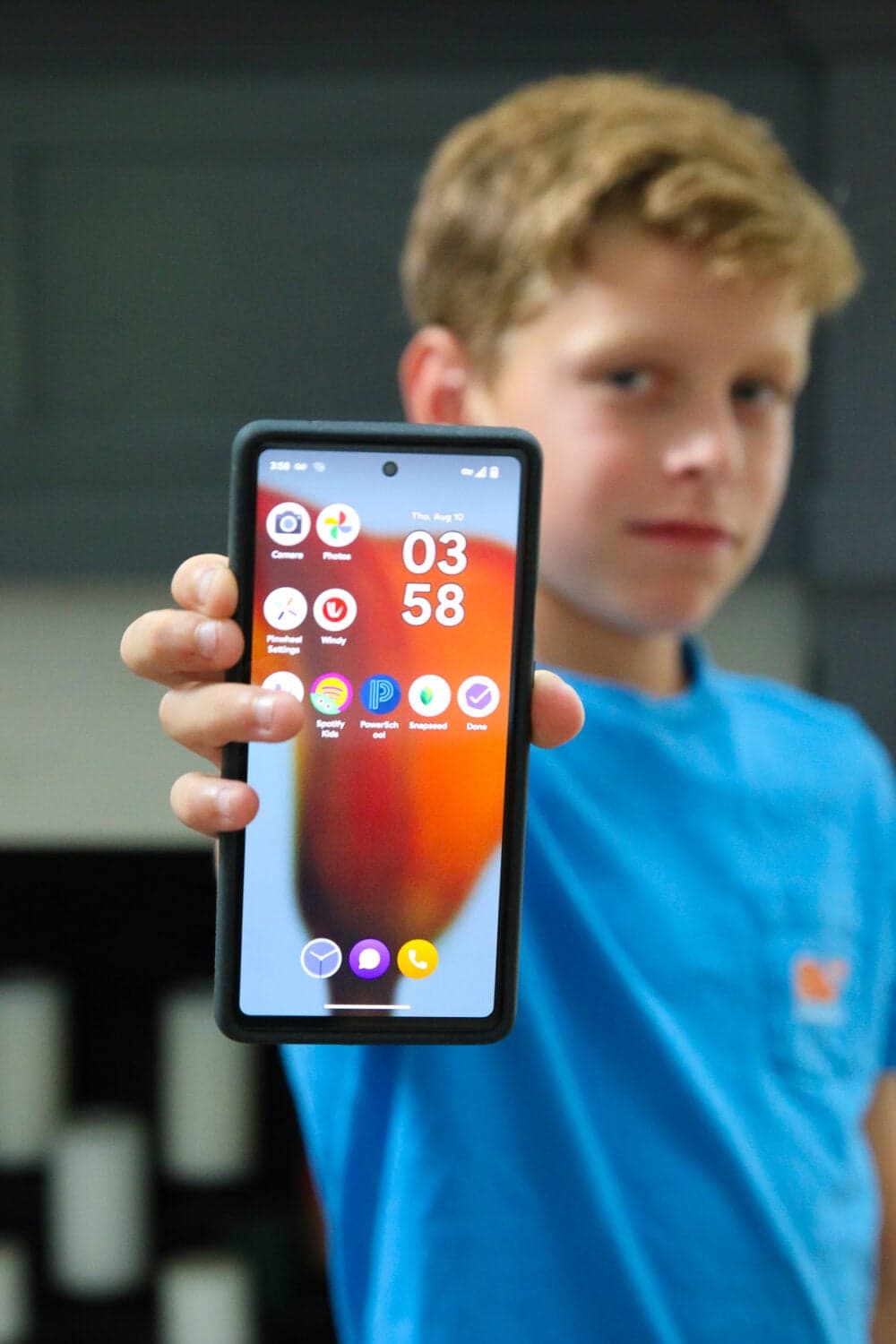 Pinwheel Plus Kids Phone